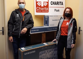 Poděkování společnosti SAMSUNG ELECTRONICS CZECH AND SLOVAK , s.r.o.